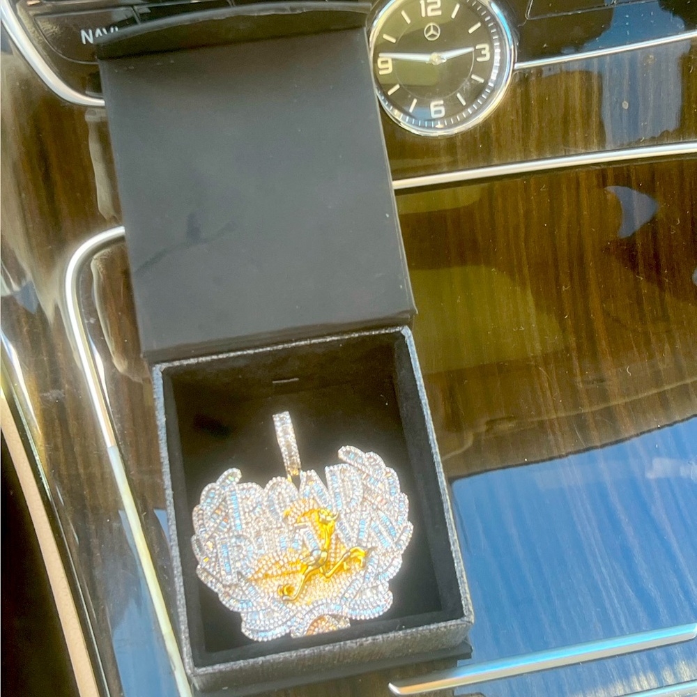 Bust down Road Runner Pendant